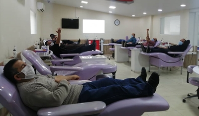 کادر درمان برای اهدای خون به میدان می آیند