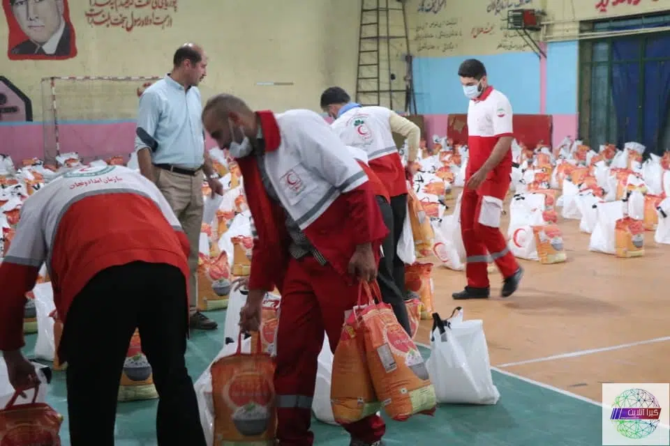 افزون بر ۸۹۰ بسته معیشتی از سوی جمعیت هلال احمر گیلان بین خانوارهای کم برخوردار استان توزیع می شود