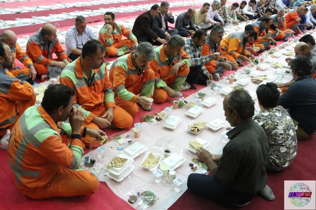 برگزاری ضیافت افطاری شهرداری رشت با حضور پاکبانان و تلاشگران فضای سبز
