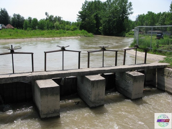 چهارمین مرحله آبگذاری اراضی شالیزارهای مناطق شرق گیلان