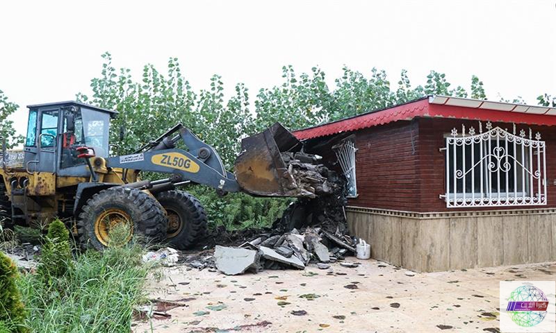 تخریب سازه های غیر مجاز در اراضی تالاب بین المللی انزلی