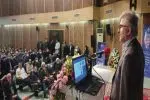 تاکید دکتر آشوبی بر لزوم بهره‌گیری از توانمندی و ظرفیت همه نخبگان استان بویژه روسای پیشین دانشگاه جهت توسعه مشارکت، برقراری عدالت و ارتقای نظام سلامت