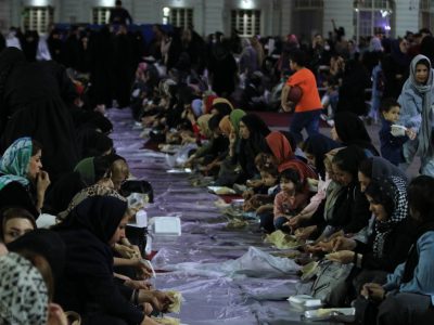 اطعام افطاری در پیاده راه فرهنگی به میزبانی شهرداری رشت