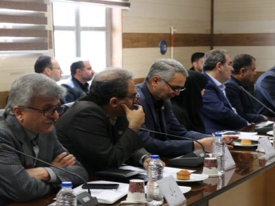 مدیر مخابرات منطقه گیلان در جلسه شورای اداری رودبار با حضور رئیس مجلس شورای اسلامی