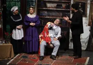 نمایش گیلکی «خجالتی ها» در مجتمع خاتم الانبیاء
