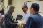 بازدید هیئت رئیسه دانشگاه از بیمارستان نیکوکار املش/ دکتر آشوبی با تقدیم گل از پزشکان تجلیل کرد