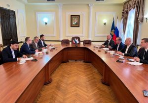 دیدار رئیس شورای اسلامي و شهردار رشت با همتایان خود در آستراخان با هدف گسترش دیپلماسی شهری ، اقتصادی و بهره مندی از ظرفیت های مشترک تاریخی 