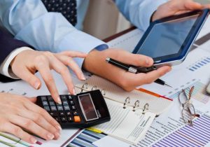قانون جدید مالیات ۱۴۰۴ چه تغییراتی برای کسب‌وکارها دارد؟