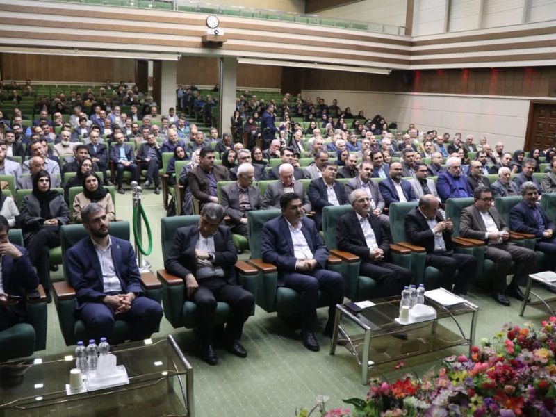 همایش چند منظوره اداره‌کل ثبت اسناد و املاک گیلان به روایت تصویر 
