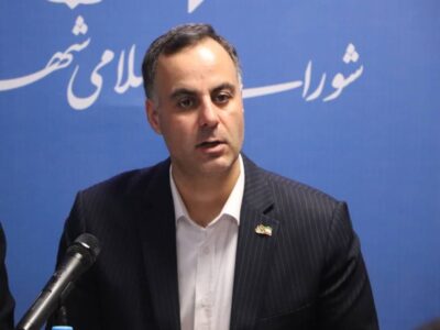 با برنامه‌ریزی‌های درست می‌توان آسیب‌ها را به حداقل رساند/ اعتماد مردم به شوراها نقش مهمی در مدیریت بحران دارد/ متأسفانه برخی شهرها و روستاهای شهرستان هنوز از آب آشامیدنی سالم محرومند