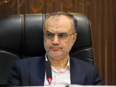 ریختن آسفالت بر روی منهول های فاضلاب/ واگذاری پارک‌ها به بخش خصوصی