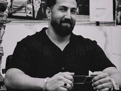 محسن کریمی خواننده موسیقی پاپ و آرندبی را بشناسید