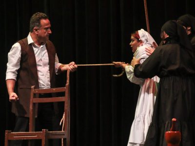 نمایش «یرما» در بندرانزلی روی صحنه رفت